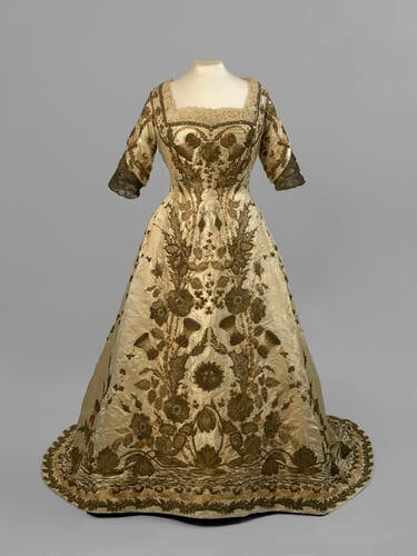 Queen Mary's Coronation Dress