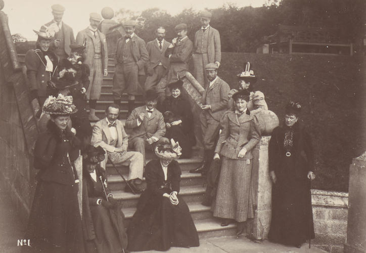 Group photograph at Dunrobin Castle, October 1895