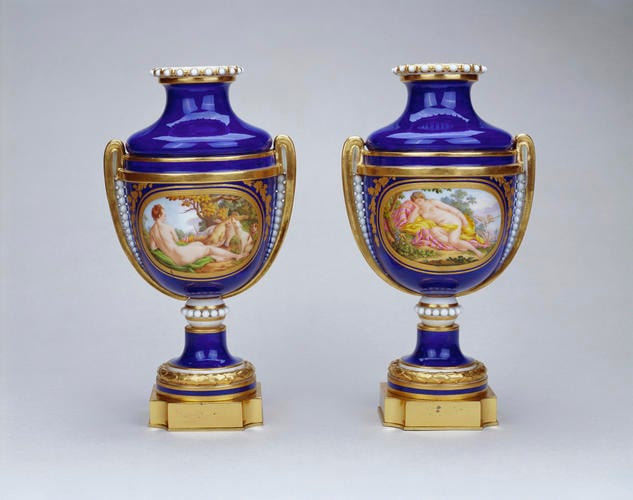 Master: Vase chapelet