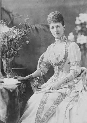 Portrait photograph of the Princess of Wales (1844-1925), later Queen Alexandra