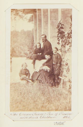 The Crown Prince and Princess of Prussia with their children