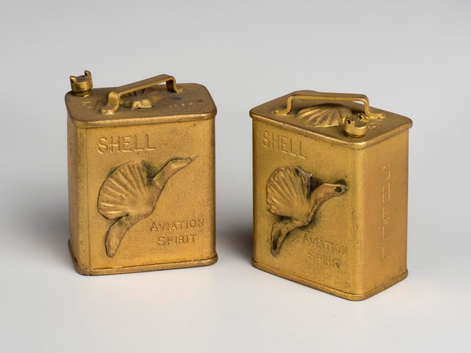 Set of oil cans Set of oil cans
