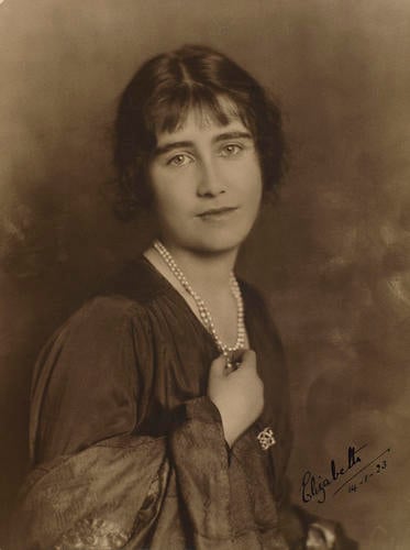 Queen Elizabeth The Queen Mother when Lady Elizabeth Bowes-Lyon (1900-2002) Queen Elizabeth The Queen Mother when Lady Elizabeth Bowes-Lyon (1900-2002)