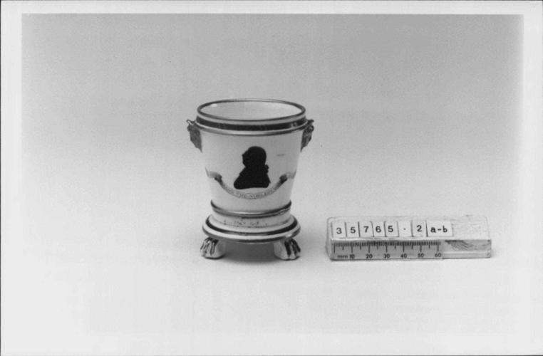 Master: Pair of commemorative jardineres and stands