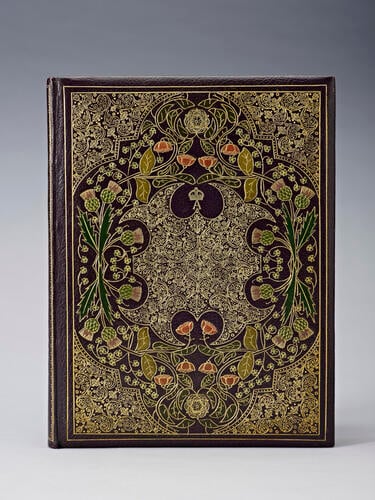 Pleasant Recollections: Queen Alexandra's Christmas Gift Book