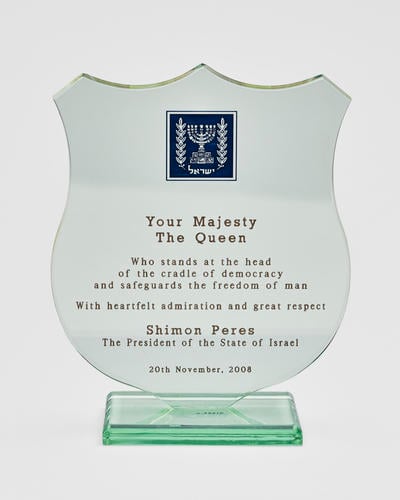Perspex plaque with dedication to The Queen