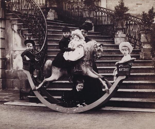 The Duchess of Albany, Princess Alice and the Duke of Albany, Princes Alexander and Leopold and Princess Victoria Eugenie of Battenberg, Claremont The Duchess of Albany, Princess Alice and the Duke of Albany, Princes Alexander and Leopold and Princess Victoria Eugenie of Battenberg, Claremont