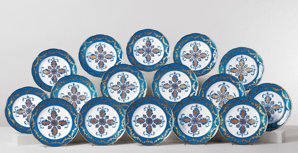 Assiette à godrons