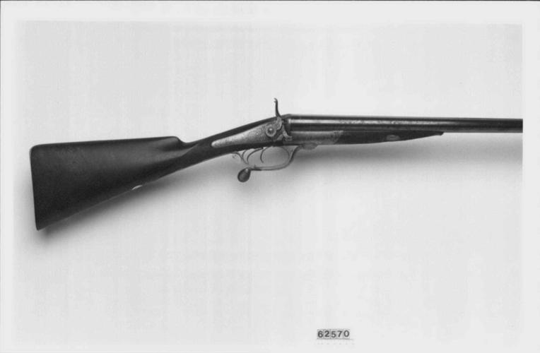 Double-barrelled percussion sporting gun