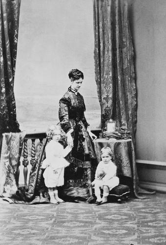 Archduchess Maria Annunziata of Austria and her children, Archdukes Franz Ferdinand and Otto