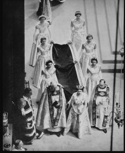 The Coronation, 1953 - The Queen entering Westminster Abbey