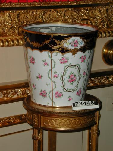Jardiniére Jardiniére