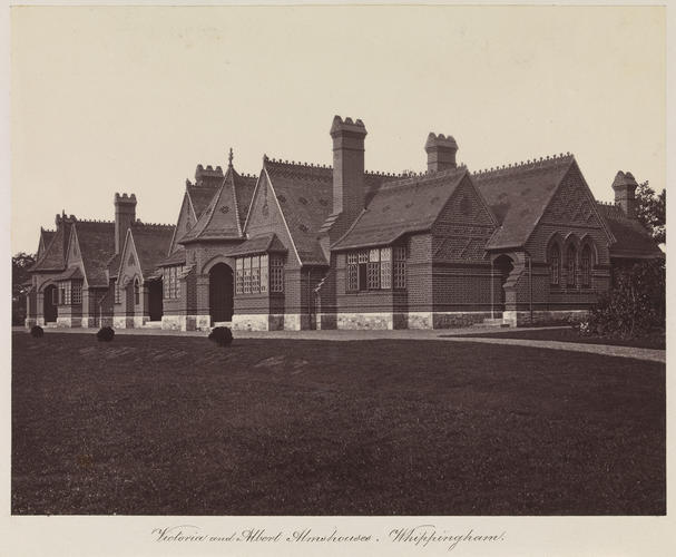 Victoria and Albert Almshouses, Whippingham