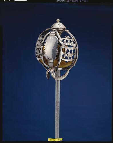 Basket hilted backsword (claidheamh cùil)