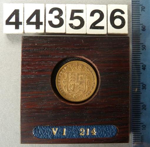 Victoria 'young head' half sovereign Victoria 'young head' half sovereign