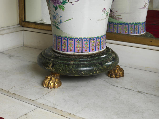 Pair of stands