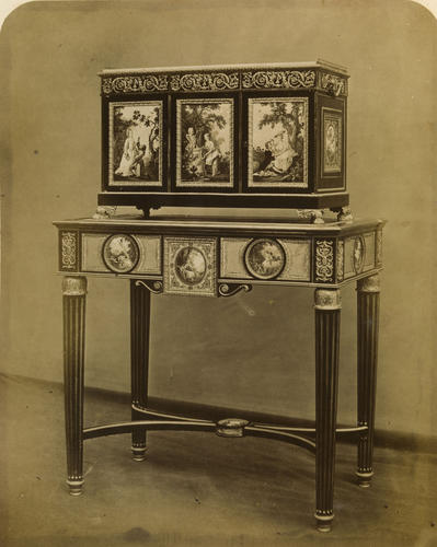 Table and trunk Table and trunk