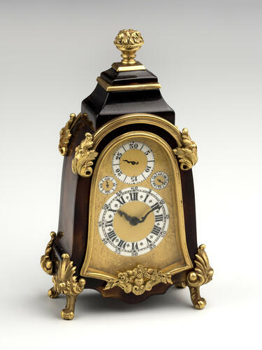Mantel clock