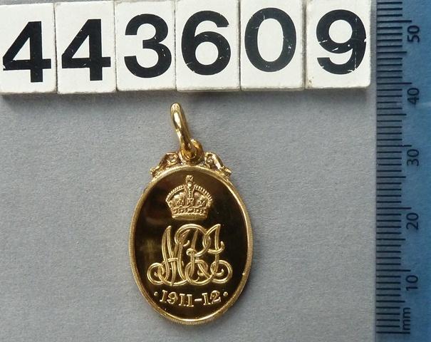 Medal commemorating the Royal visit to India, 1911-12