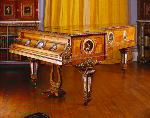 Grand Piano