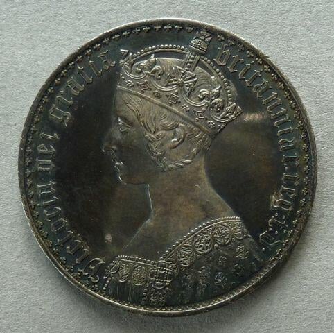 Victoria 'Gothic' Crown