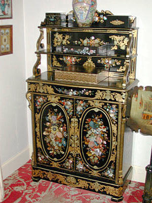Chiffonier