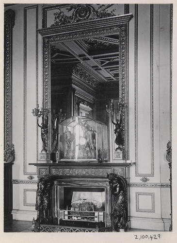 The fireplace, Green Drawing Room, Windsor Castle