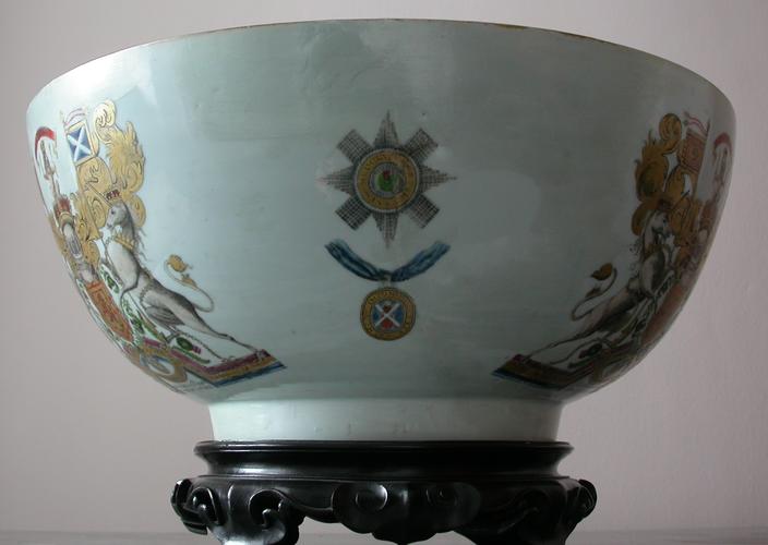 Punch bowl