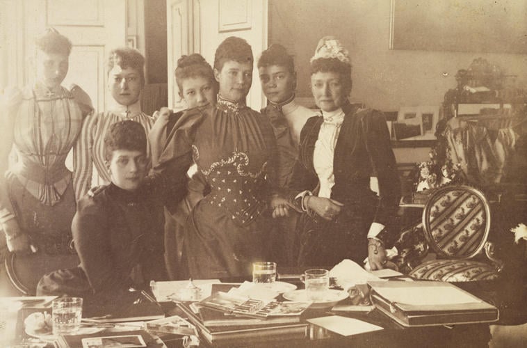 Empress Maria Feodorovna, Queen Louise of Denmark and the Princess of Wales with others in Denmark
