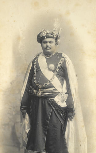 Maharaja Raol Sir Takhtsinhji Jaswantsinhji GCSI KIH (1858–96) Maharaja Raol Sir Takhtsinhji Jaswantsinhji GCSI KIH (1858–96)