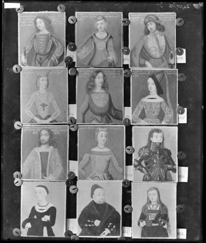 Miniatures, Negative 42