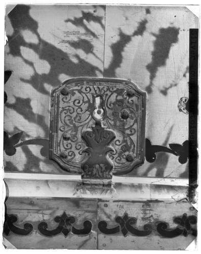 Glass plate negative of a silver mount on tortoiseshell casket Glass plate negative of a silver mount on tortoiseshell casket