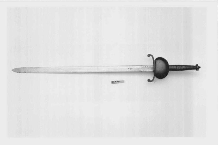 Two-hand Sword (Claidheamh dà làimh) Two-hand Sword (Claidheamh dà làimh)