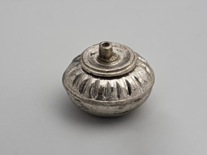 Sugar bowl