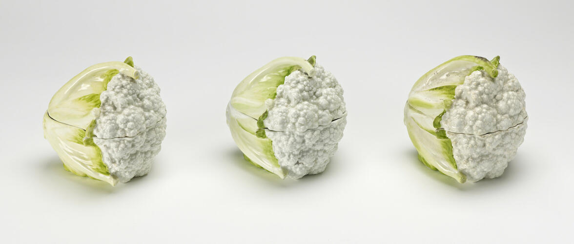 Master: Set of three tureens in the form of cauliflowers
