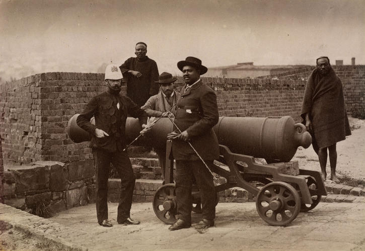 Cetshwayo and his attendants at the Castle of Good Hope, Cape Town Cetshwayo and his attendants at the Castle of Good Hope, Cape Town