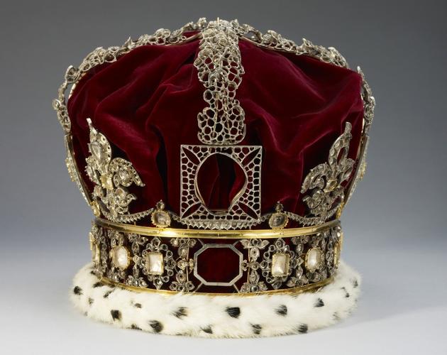Queen Victoria's Imperial State Crown Frame