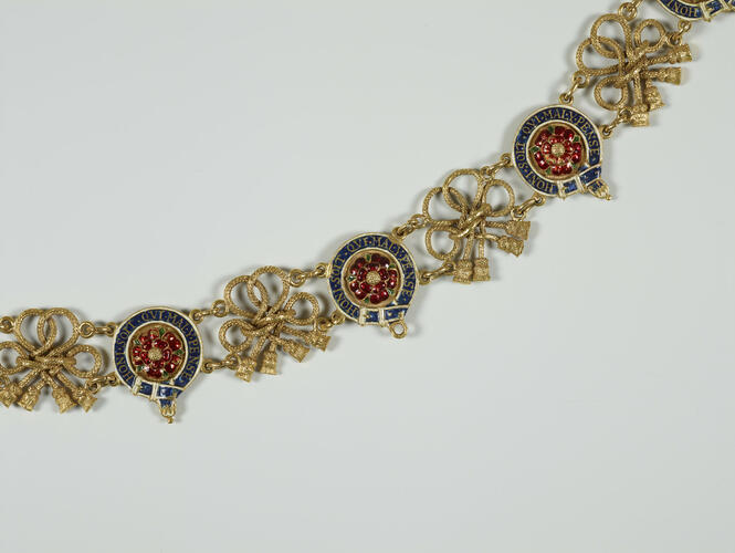 Master: Order of the Garter: Collar with Great George
Item: Order of the Garter: Great George with Collar Badge