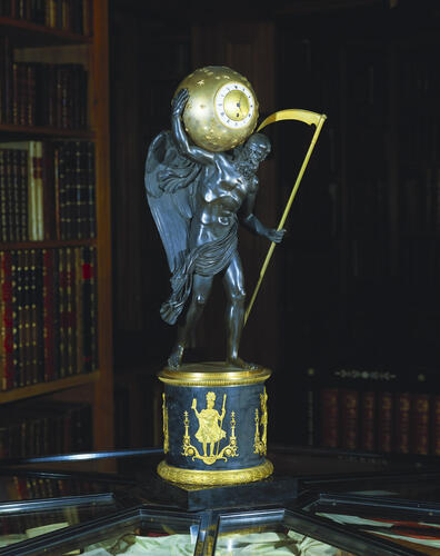 Mantel clock