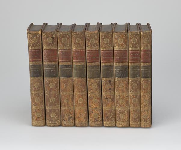 Bell's Edition of Shakespeare's plays : as they are now performed at the Theatres Royal in London . . . with notes critical and illustrative by the authors of the Dramatic Censor; v. 1