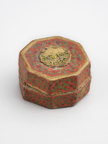 Powder box Powder box