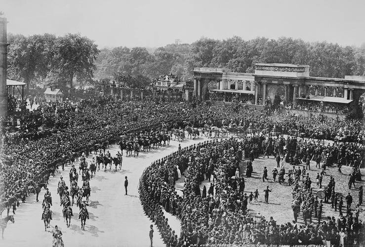 Queen Victoria's Jubilee Procession at Hyde Park Corner