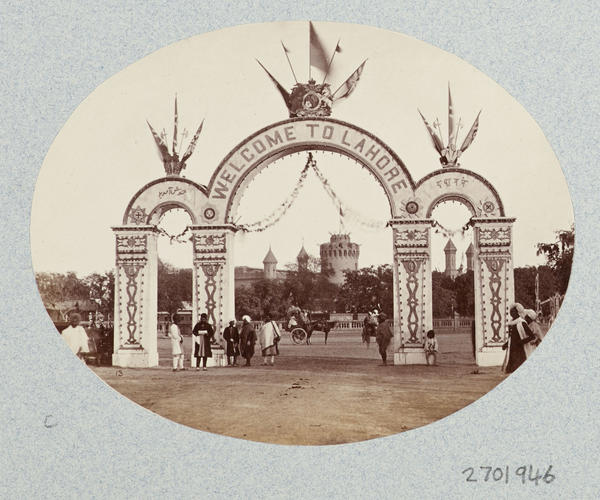 Triumphal Arch, Lahore: Prince of Wales Tour of India 1875-6 (vol. 6) Triumphal Arch, Lahore: Prince of Wales Tour of India 1875-6 (vol. 6)