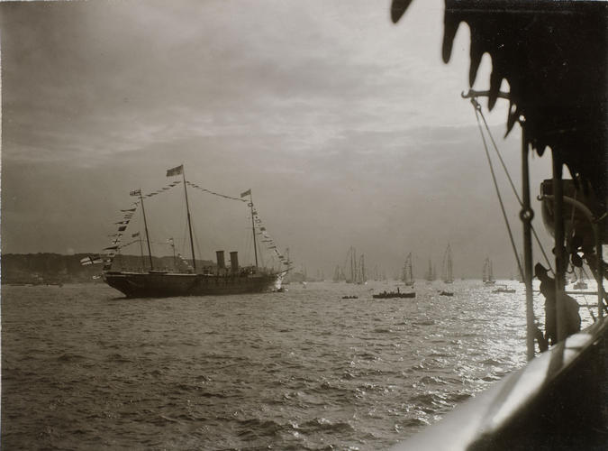 Cowes Regatta, 1909 Cowes Regatta, 1909