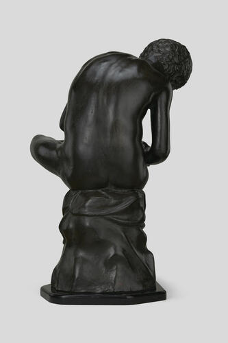 Boy with a thorn in his foot, 'Spinario'
