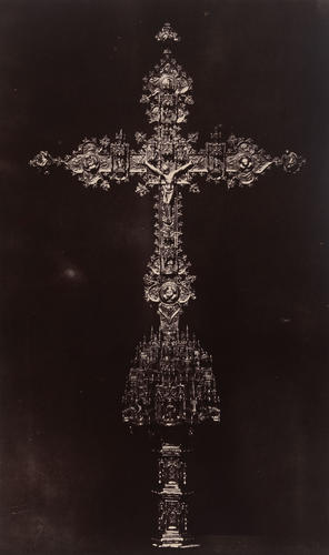 La Granja, silver cross by Juan de Arfes/Arphes La Granja, silver cross by Juan de Arfes/Arphes