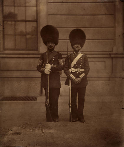 Colour Sergeant and Private of the Grenadier Guards, Buckingham Palace