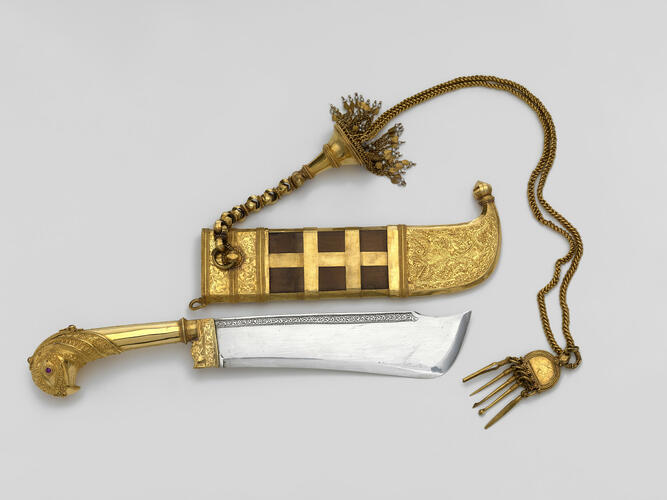 Master: Knife and sheath
Item: Dagger Master: Knife and sheath
Item: Dagger