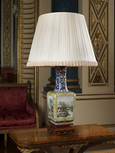 Pair of vases and stands