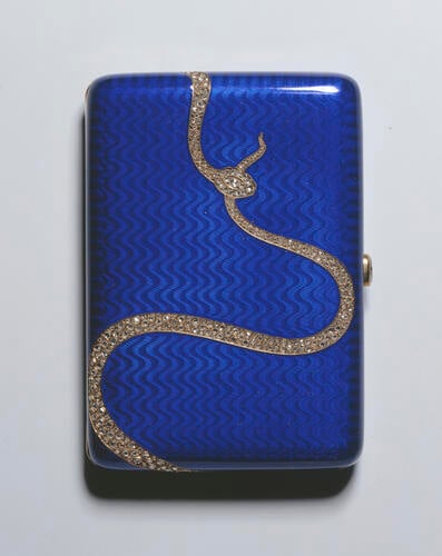 Cigarette case